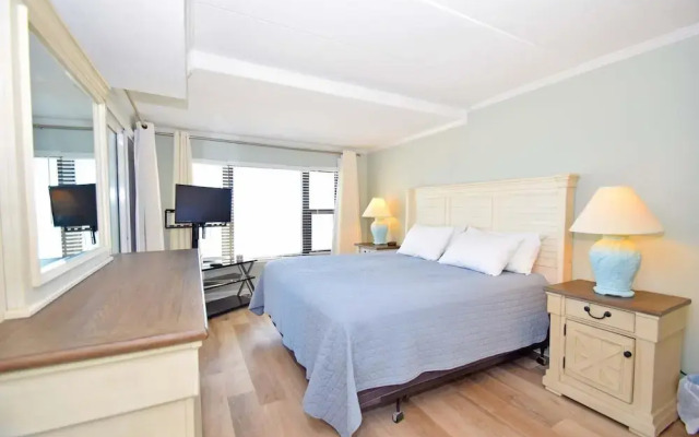 Constellation House 411 2 Bedroom Condo