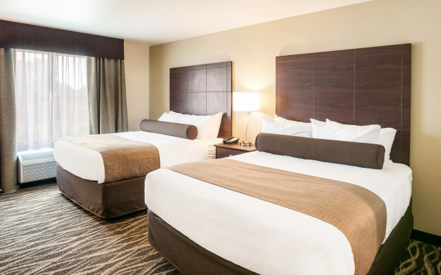 Cobblestone Hotel & Suites - Appleton International Airport