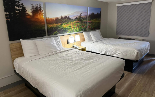 Отель Days Inn by Wyndham Reno 