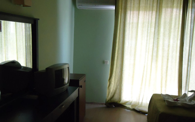 Blue Pine Hotel