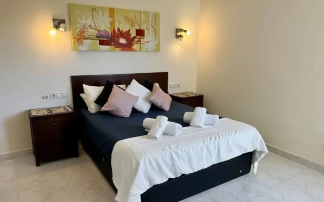 Three Bedroom Villa With Private Pool in Moraira