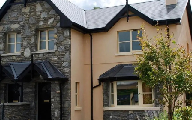 Foleys Ardmullen Manor Houses