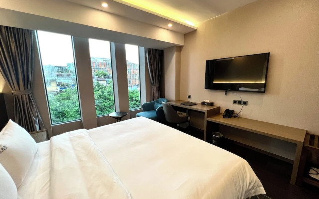 Wah Fu Hotel
