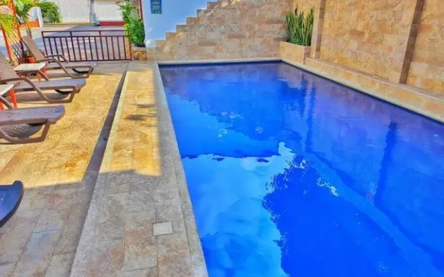 Manta Barbasquillo Luxury Suites Colivi