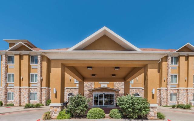 Отель Days Inn Cleburne вид на фасад