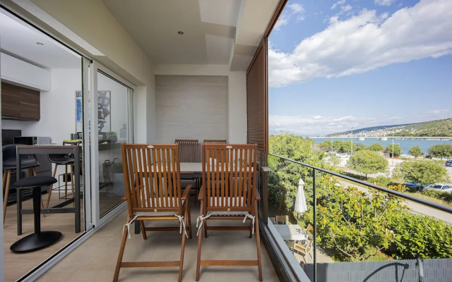 Urban loft next to the beach