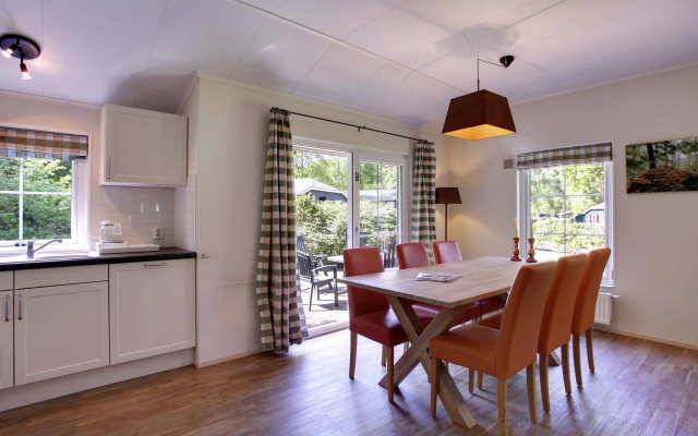 Cozy Holiday Home with Dishwasher near Zwolle