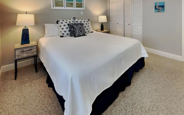 Shipwatch Surf & Yacht by Southern Vacation Rentals
