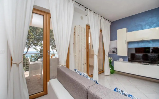 Amazing Apartment with romantic sea view