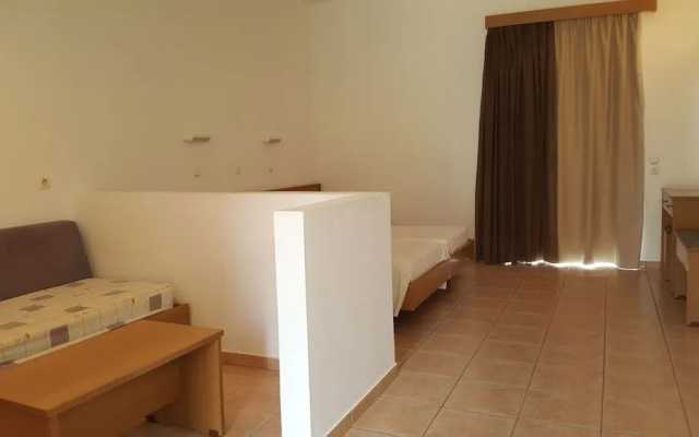 Pefkos Blue Hotel