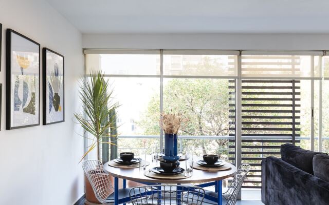 Апартаменты Bright 2BR Condesa Apartment With Balcony Мехико питание