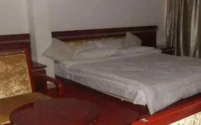 Zenith Hotel