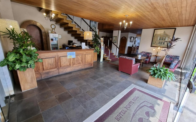 Hotel Ponte Real