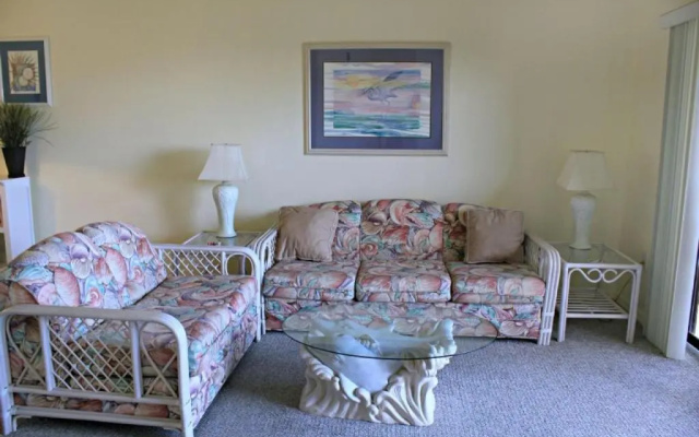 Ocean Village Club L35