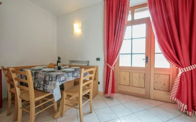 Sassella in Livigno With 2 Bedrooms and 1 Bathrooms