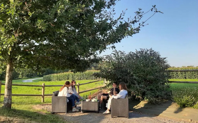 Gite Montsurs, 3 pièces, 4 personnes - FR-1-600-67