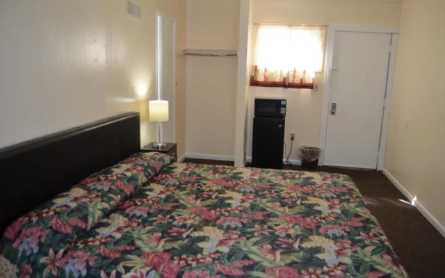 Budget Inn