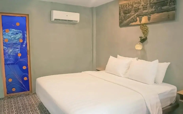 Private Garden Villa With Swimming Pool & kitchen