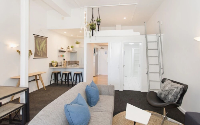 TOWNY - Urban Loft - Two Bedrooms