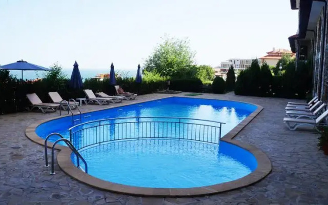Dom-El Real Apartments in Etara 3 Complex