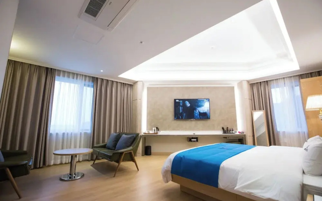 Amor Hotel