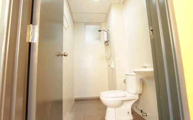 Homestay Casa Mewah at Hijauan Heights