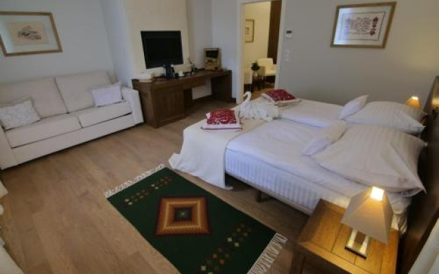 Hotel Pacsirta