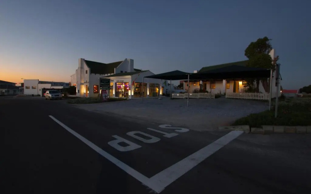 Kaijaiki Country Inn and Restaurant
