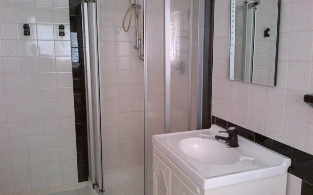 Empoza Sea View Guest House