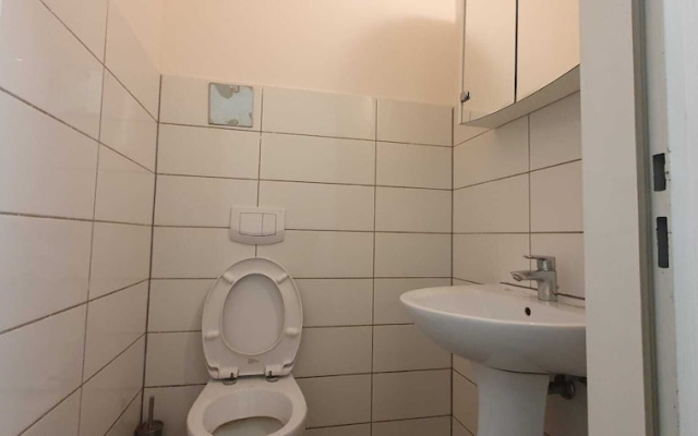 Group Stay 3 Apts Near Enkplatz