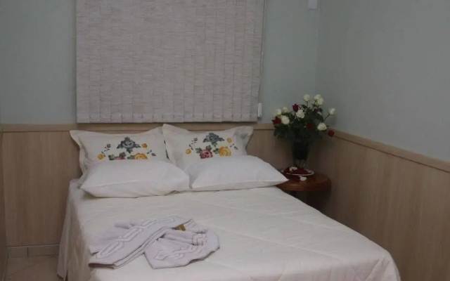 Santa Felicidade Hotel