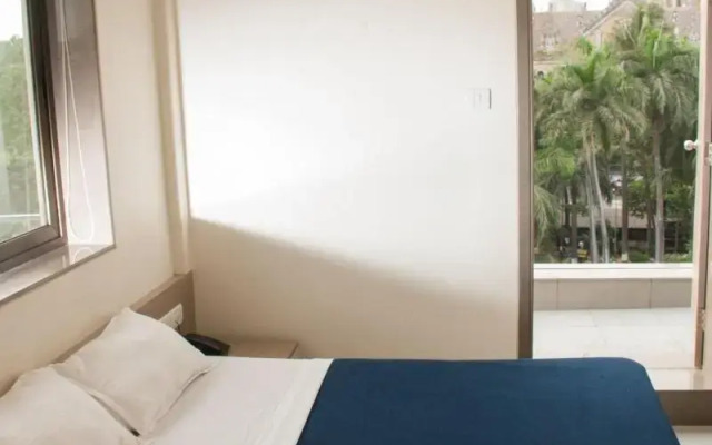 City Hotel
