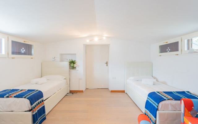 Sala Comacina Villas
