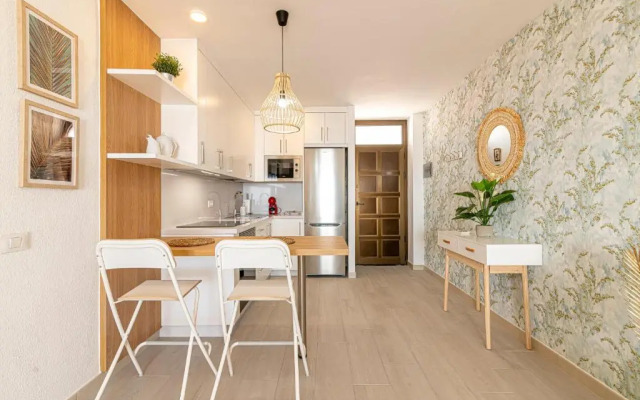 Elegant Candelaria apartment with ocean views