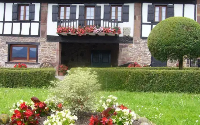 Casa Rural Iribarrenea