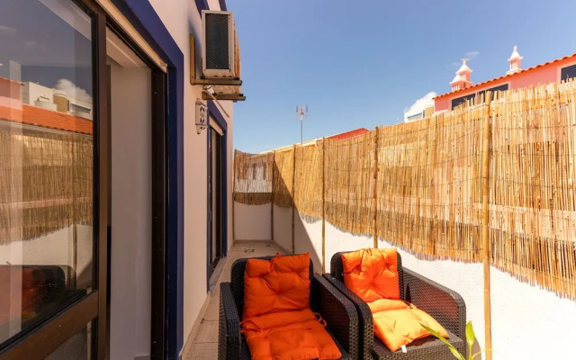 Charming 2-bed Apartment in Armacao de Pera