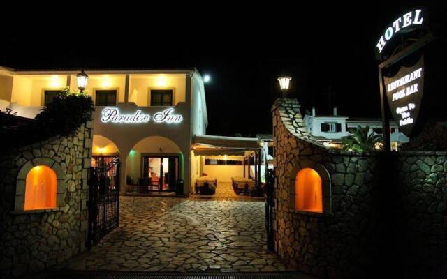 Отель Paradise Inn вид на фасад