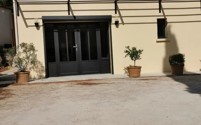 Gite 2 Chambres Avec Piscine