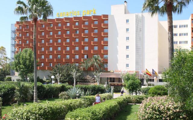 Отель HSM Canarios Park вид на фасад