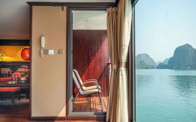 Indochine Grand Lan Ha Bay