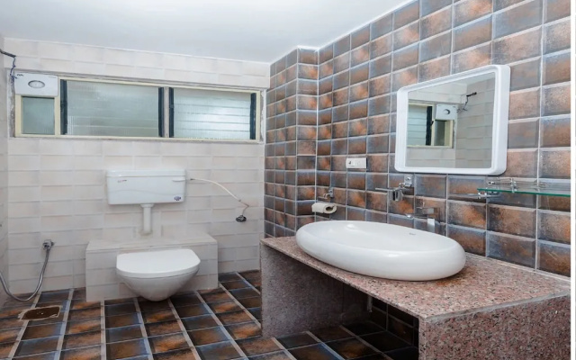 OYO 28759 Green Park Club Resort