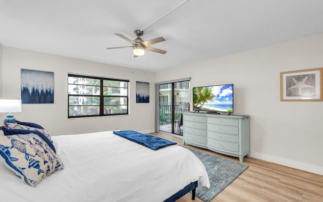 Golden Shores #210
