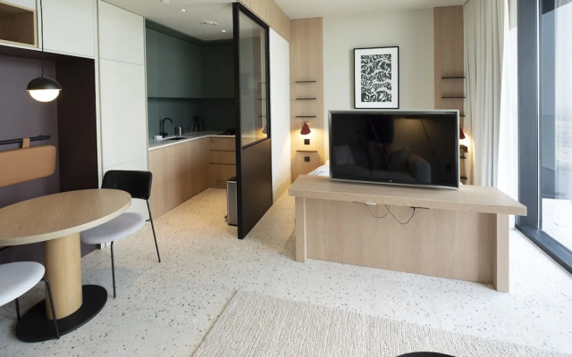 Snug Studio at Upside Living Business Travel Ready
