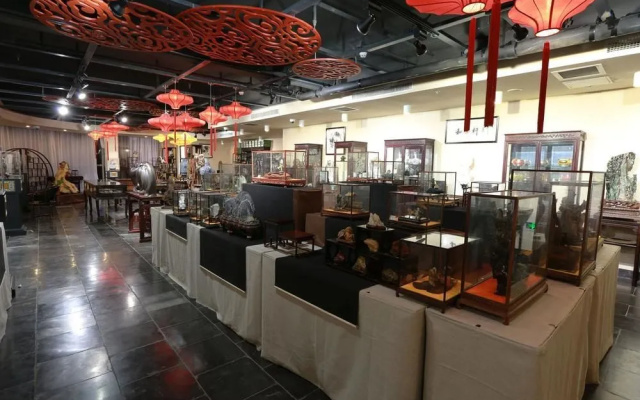Qingdao Zhongyang Business Hotel