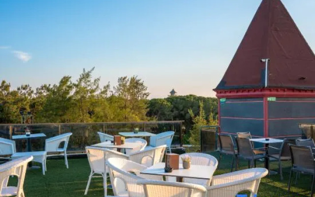 Velaris Boutique Hotel