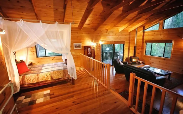 Ravensbourne Forest Chalets