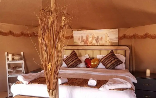 Alsarmadi Desert Camp