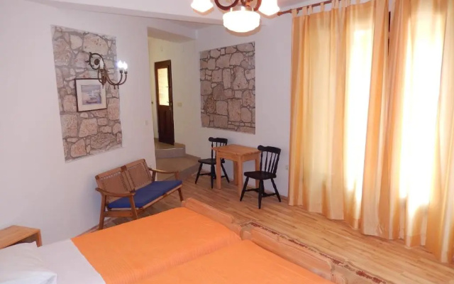 Apartments Brščić