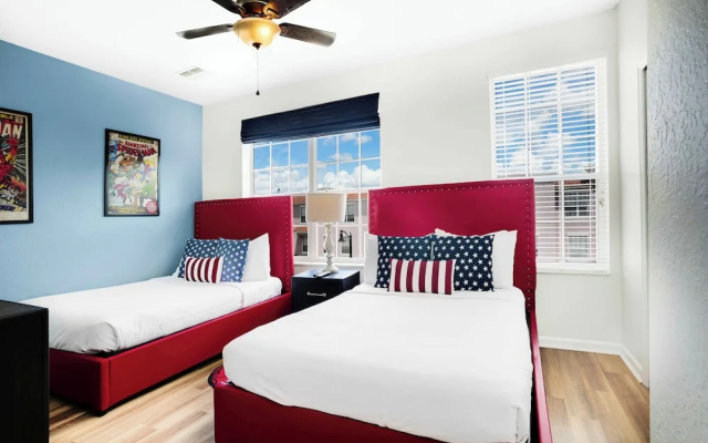 Spacious Townhome W/patio & Garage! Sleeps10