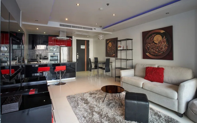 Condo In The Heart Of Patong Wlk St ABS1
